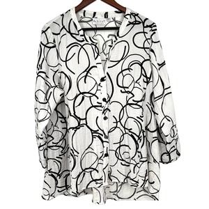 Habitat Womens Size Large White Black Abstract Blouse Shirt Top Wearable Art